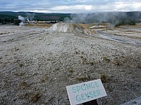 Yellowstone Old faithfull et ses environs (25).JPG